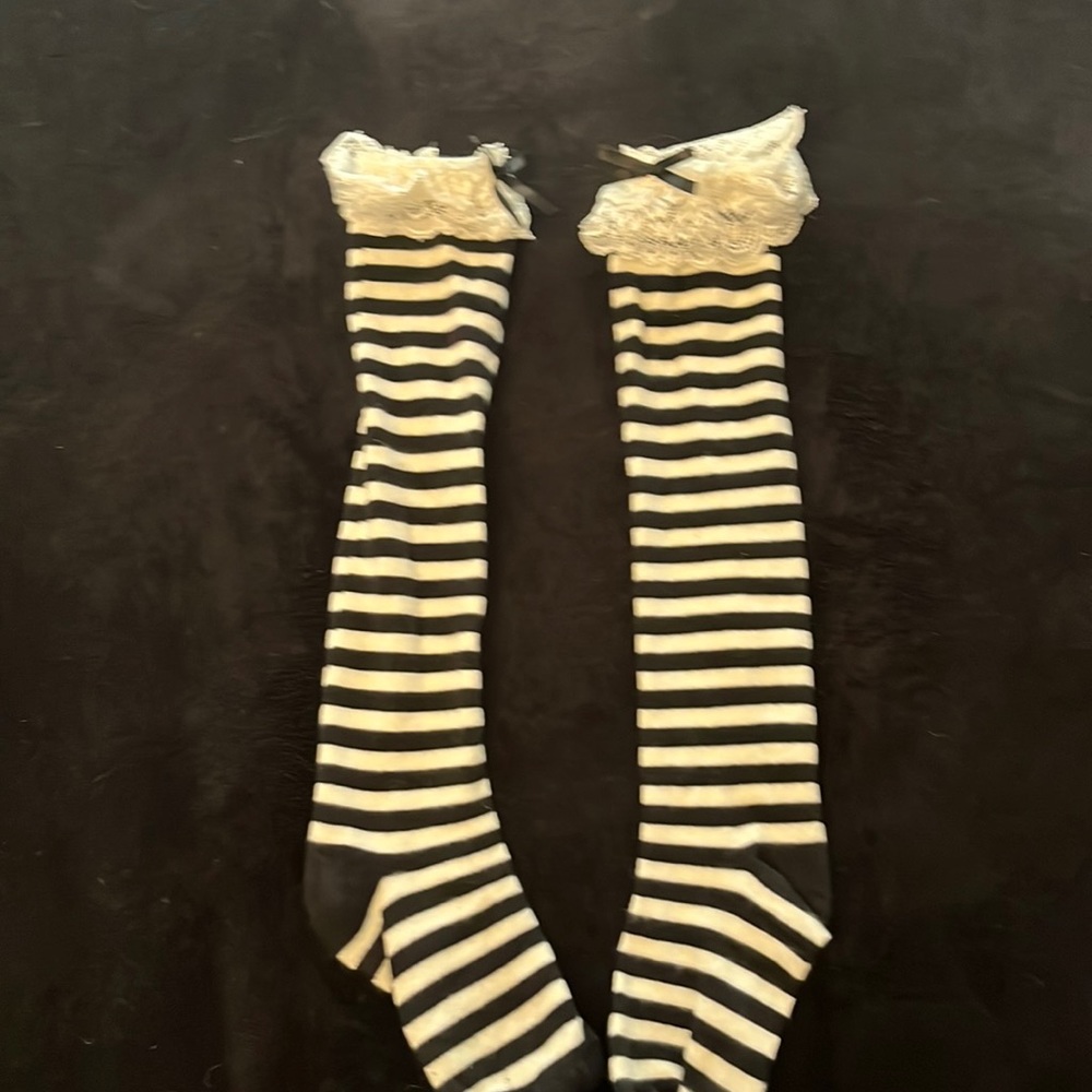 hot topic alt goth emo stripped socks